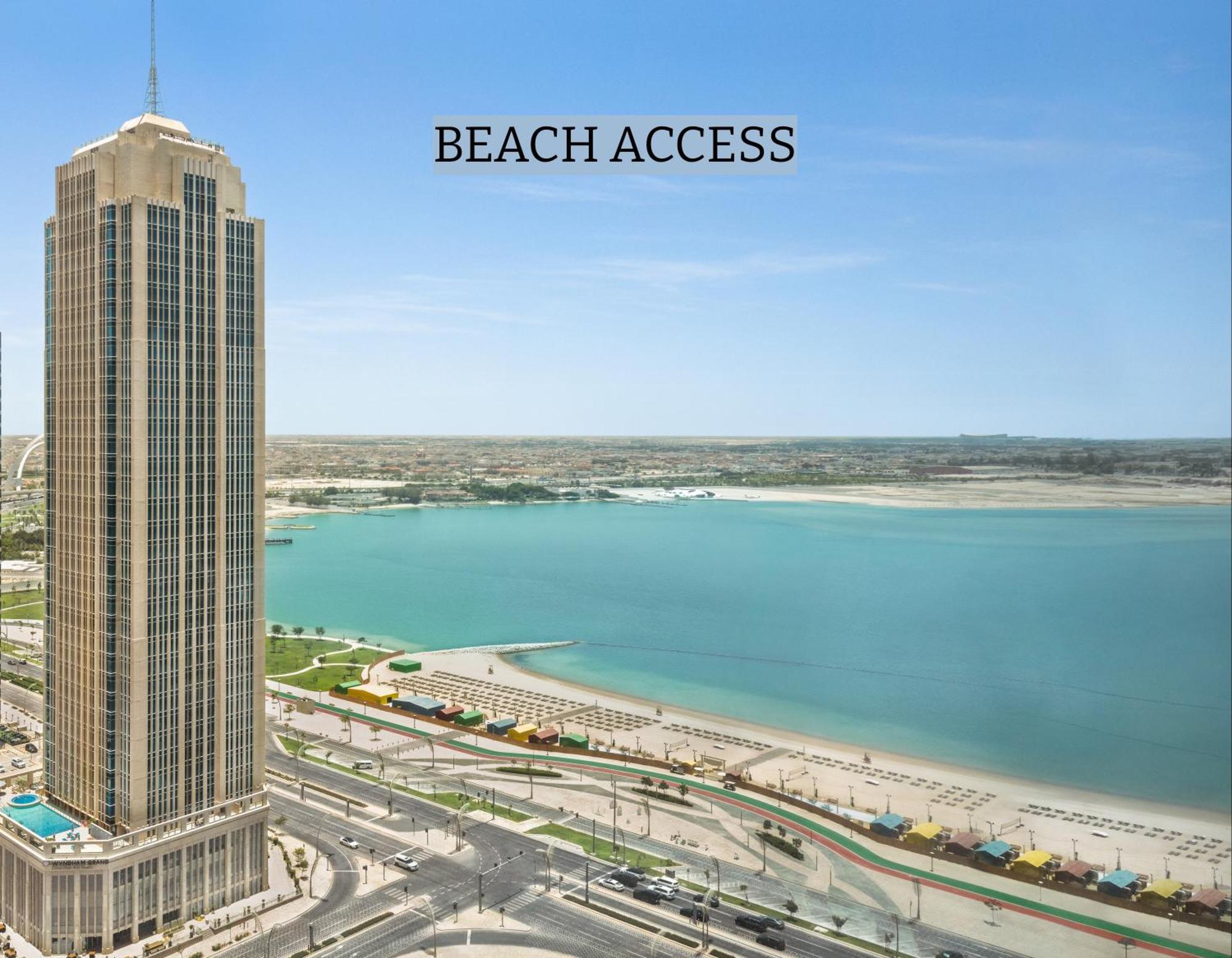 Wyndham Grand Doha West Bay Beach ภายนอก รูปภาพ Beach access